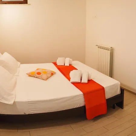 Economy With Free Parking, Unfdergound, 400 Meters From The Historic Center Of 아파트
